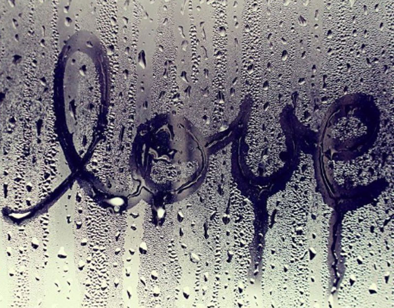 rainy day doodles on the glass